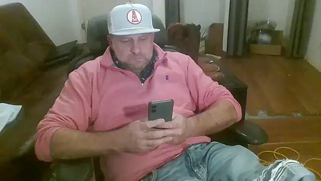 Snapshot of poundyouout69 chatting on February 1, 1:48 am poundyouout69 online show from February 1, 1:48 am