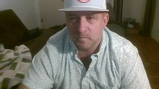 Snapshot of poundyouout69 chatting on February 7, 5:27 pm poundyouout69 online show from February 7, 5:27 pm