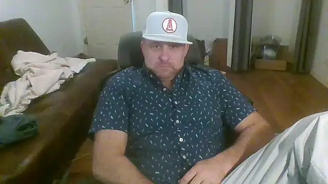 Snapshot of poundyouout69 chatting on February 13, 9:00 pm poundyouout69 online show from February 13, 9:00 pm