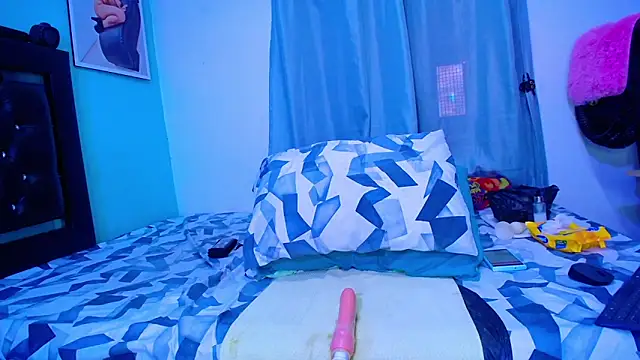 cristinapuerta- online show from January 28, 7:53 pm