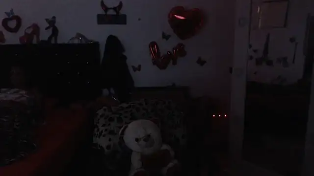Snapshot of brigitht chatting on June 10, 4:39 pm brigitht online show from June 10, 4:39 pm