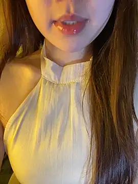 minmin2kk5 online show from April 28, 6:40 am