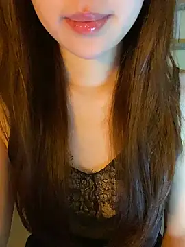 minmin2kk5 online show from May 1, 1:21 am