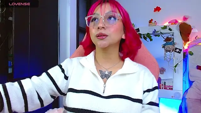 Littlerouse  online show from February 10, 6:39 am