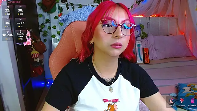 Littlerouse  online show from May 1, 8:41 am