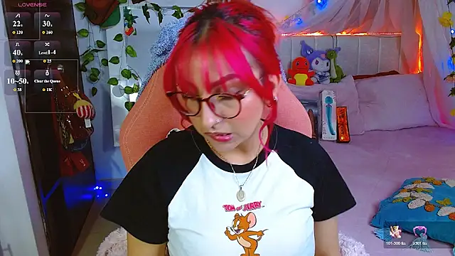 Littlerouse  online show from May 9, 9:58 am