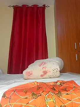 Snapshot of Freya_004 chatting on November 27, 7:32 am Freya 004 online show from November 27, 7:32 am