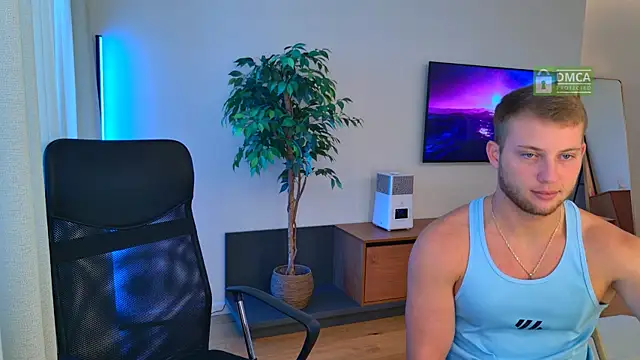 Snapshot of Jony_and_Jessica chatting on June 14, 4:47 am Jony and Jessica online show from June 14, 4:47 am