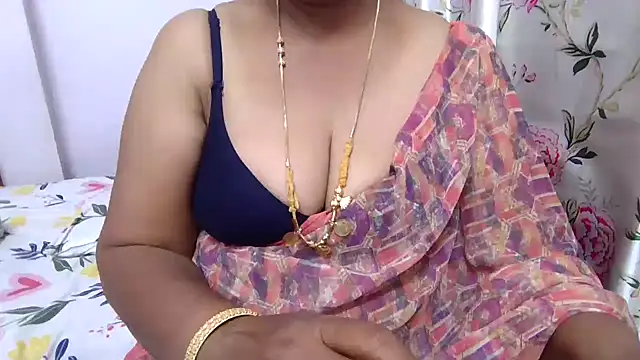 Snapshot of Janavi-janu chatting on March 9, 11:47 am Janavi-janu online show from March 9, 11:47 am