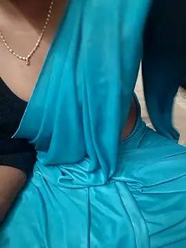 Snapshot of Janavi-janu chatting on November 11, 6:41 pm Janavi-janu online show from November 11, 6:41 pm