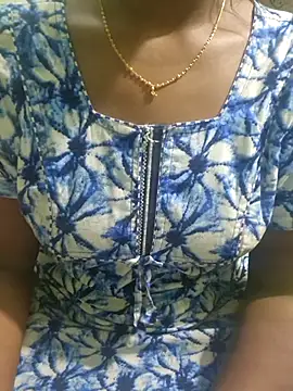 Snapshot of Janavi-janu chatting on November 18, 6:45 pm Janavi-janu online show from November 18, 6:45 pm