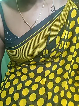 Snapshot of Janavi-janu chatting on November 30, 10:52 am Janavi-janu online show from November 30, 10:52 am