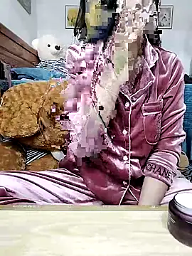 cream1299 online show from February 17, 1:07 pm