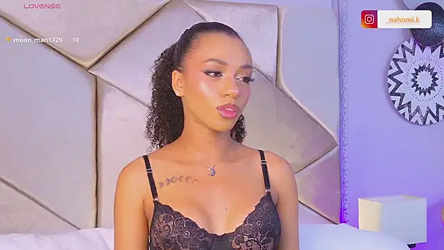 Snapshot of Nahomi_King chatting on March 6, 1:24 pm Nahomi King online show from March 6, 1:24 pm