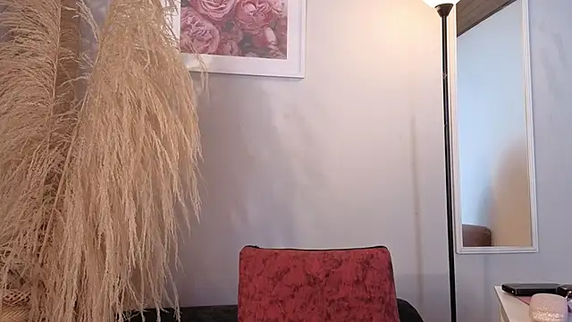 Snapshot of Elecktra_sweet chatting on June 13, 7:34 pm Elecktra sweet online show from June 13, 7:34 pm