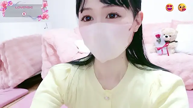 aaanyan online show from May 4, 11:06 am