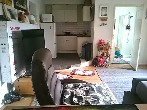 mihaimichael online show from October 19, 12:39 pm