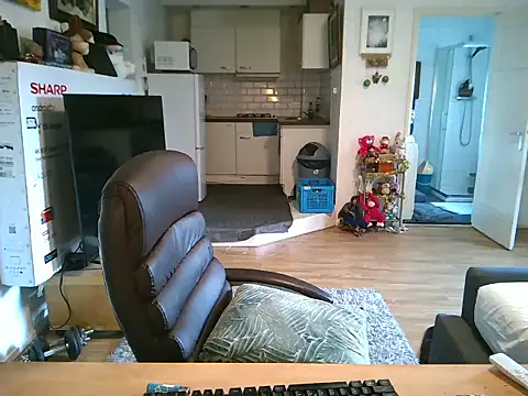 mihaimichael online show from November 22, 1:54 pm