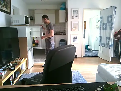 mihaimichael online show from June 4, 10:43 am
