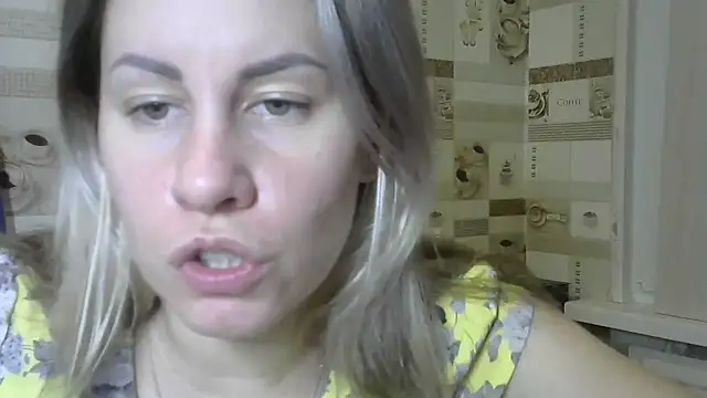 TherestlessKitty online show from December 24, 6:00 am