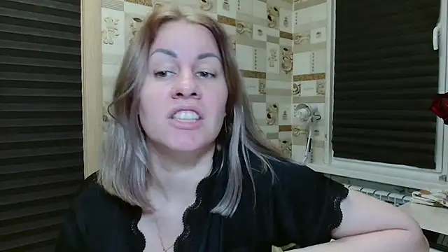 TherestlessKitty online show from June 4, 10:16 pm