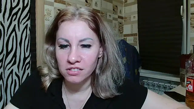 TherestlessKitty online show from June 25, 10:14 pm