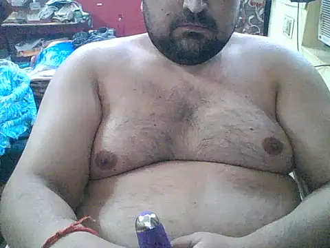 ARYANAVAILABLE online show from July 18, 1:32 am