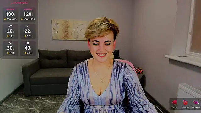 Julia Wilsone online show from March 6, 1:29 pm