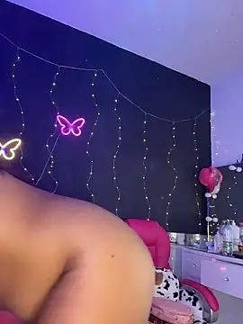 AlisonHoot69 online show from October 29, 12:07 pm