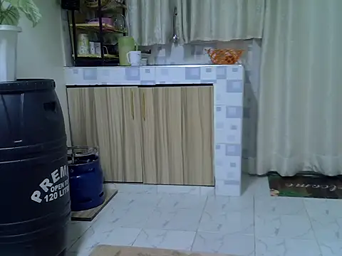 jeyberrie online show from December 2, 11:15 am