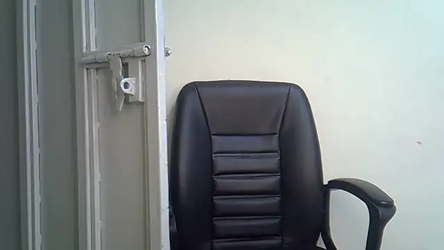jeyberrie online show from June 1, 8:54 pm