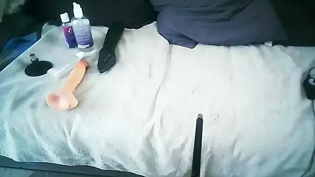 Snapshot of chattedelope chatting on December 20, 12:56 pm chattedelope online show from December 20, 12:56 pm