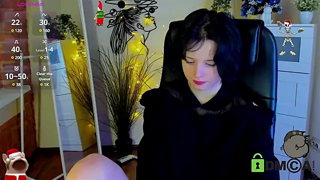 Snapshot of Alina_Mills chatting on December 25, 2:34 pm Alina Mills online show from December 25, 2:34 pm