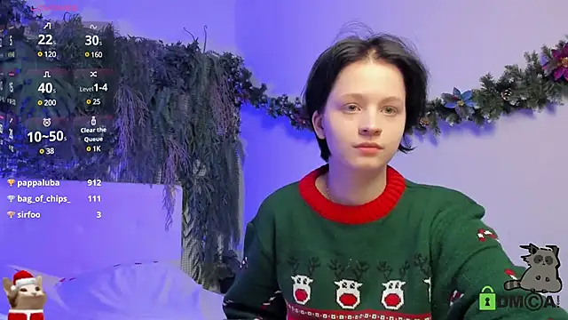 Snapshot of Alina_Mills chatting on December 31, 2:14 pm Alina Mills online show from December 31, 2:14 pm