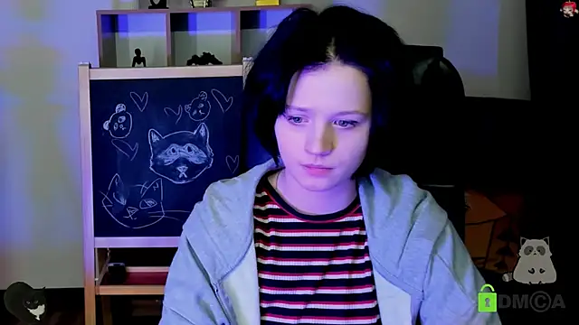 Snapshot of Alina_Mills chatting on January 3, 5:31 pm Alina Mills online show from January 3, 5:31 pm