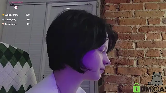 Snapshot of Alina_Mills chatting on January 8, 2:03 pm Alina Mills online show from January 8, 2:03 pm