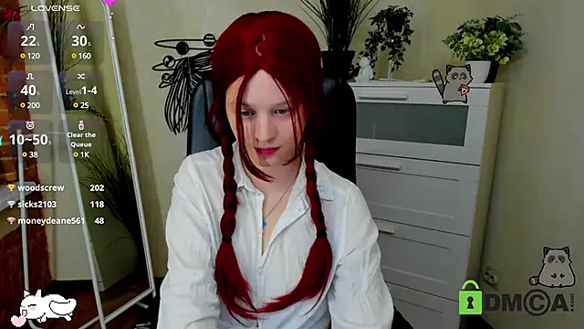 Snapshot of Alina_Mills chatting on January 17, 6:02 pm Alina Mills online show from January 17, 6:02 pm