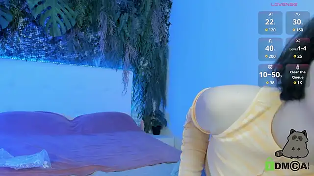 Snapshot of Alina_Mills chatting on January 24, 10:08 pm Alina Mills online show from January 24, 10:08 pm