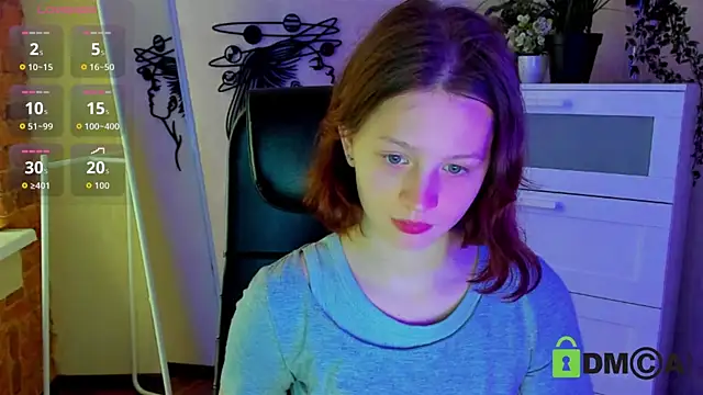 Snapshot of Alina_Mills chatting on September 17, 11:23 am Alina Mills online show from September 17, 11:23 am