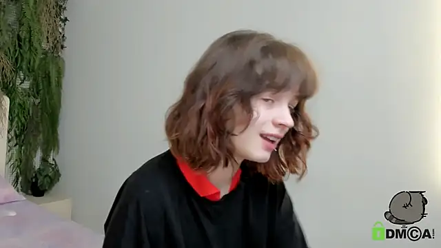 Snapshot of Alina_Mills chatting on October 16, 7:42 am Alina Mills online show from October 16, 7:42 am