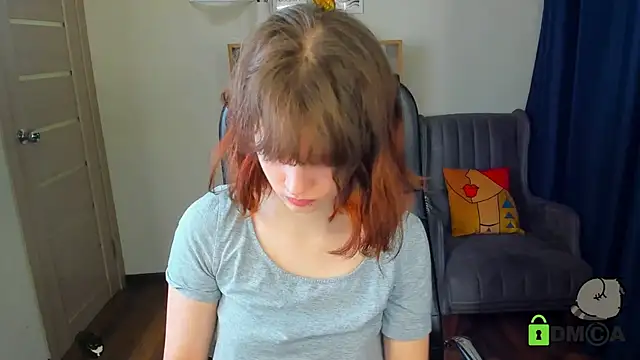 Snapshot of Alina_Mills chatting on November 11, 8:36 am Alina Mills online show from November 11, 8:36 am