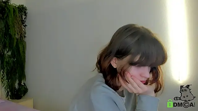 Snapshot of Alina_Mills chatting on November 12, 7:42 am Alina Mills online show from November 12, 7:42 am