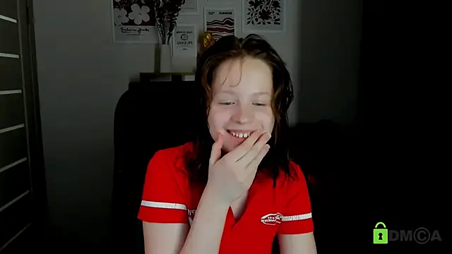 Snapshot of Alina_Mills chatting on December 3, 10:24 am Alina Mills online show from December 3, 10:24 am