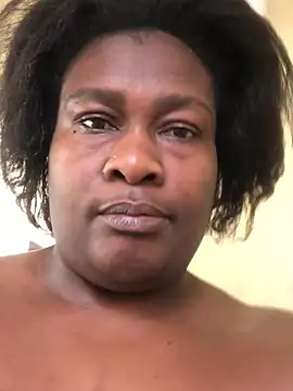 bustytitsxxx online show from May 25, 6:19 am