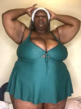 bustytitsxxx online show from June 26, 7:35 am