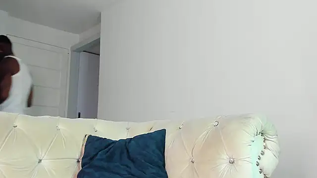 Makonneen online show from November 25, 12:10 am