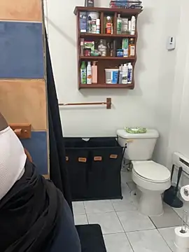 Goddess Nafeesha online show from October 7, 7:00 pm