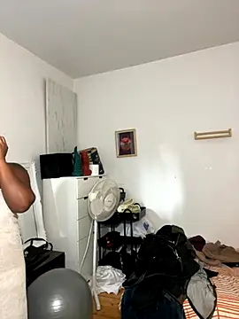 Goddess Nafeesha online show from October 19, 9:04 pm