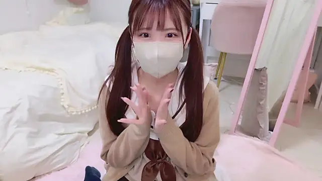 Sayuringo  online show from December 17, 10:12 am