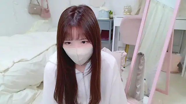 Sayuringo  online show from December 18, 11:13 am